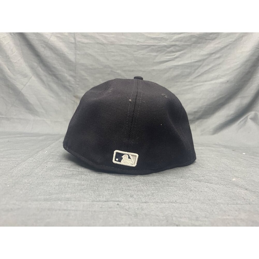 New Era 59Fifty New York Yankees Fitted Cap Navy Size 7 1/4 NEW WITH TAGS! - Picture 4 of 8